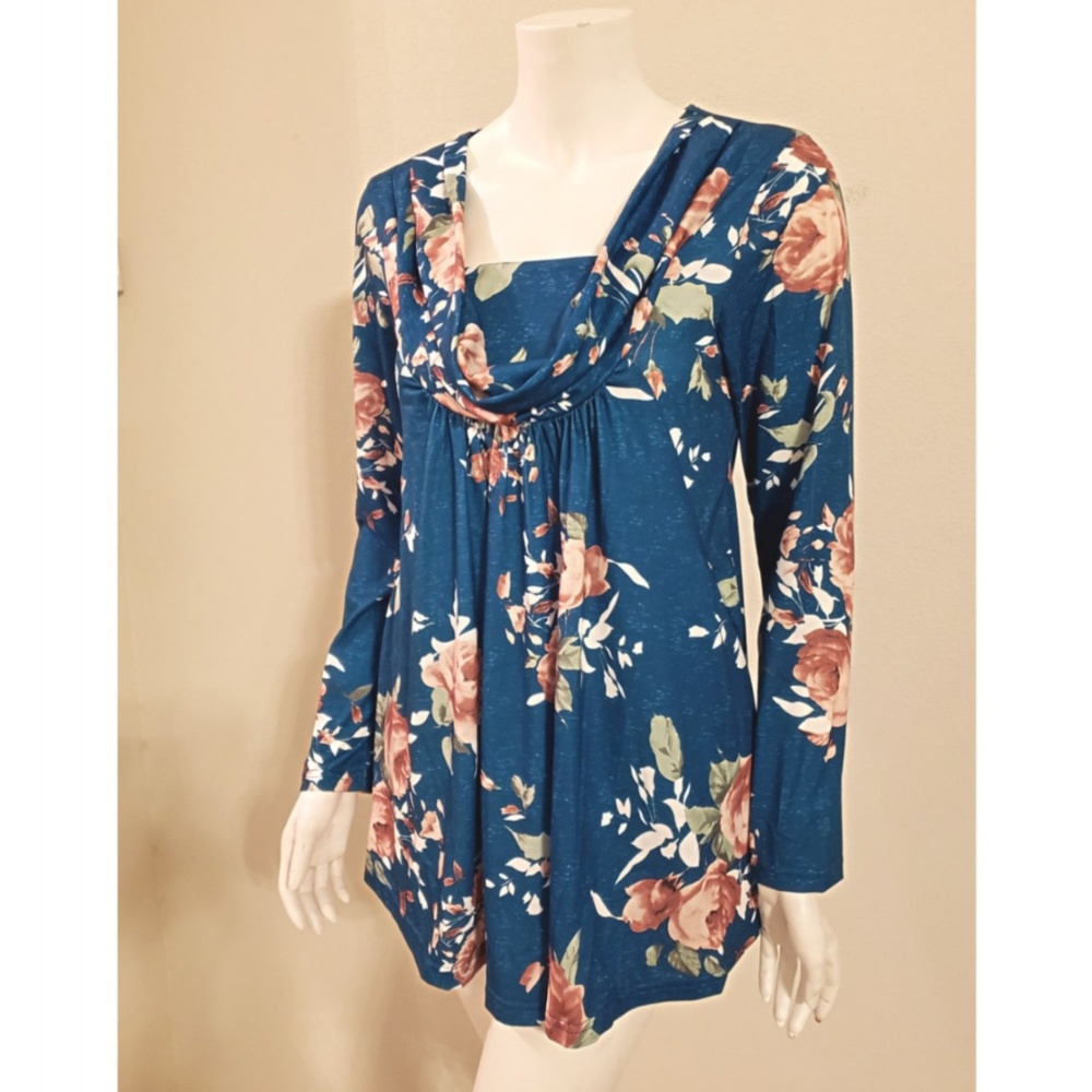 NWT Sese Code Flowy Top